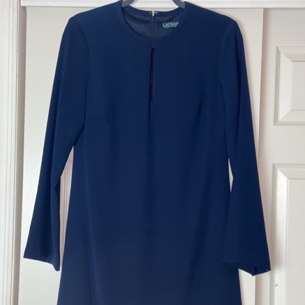RALPH LAUREN CLOAK STYLE DRESS FRONT KEYHOLE